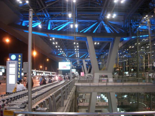 1outside BKK.JPG